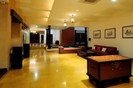 Yellow Marble Flooring - Murfreesboro Flooring